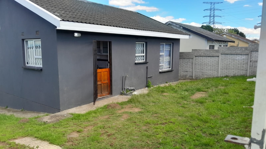 2 Bedroom Property for Sale in Haven Hills Eastern Cape